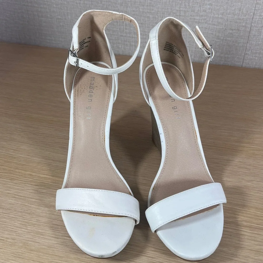 Madden Girl Willow-S White Ankle Strap Wedge Sandals WILL03J1 Size 10M